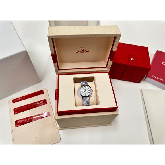 Omega DE VILLE MINI TRÉSOR Women's Diamond Watch 26 MM, Steel on Toile De Jouy - Picture 4 of 16